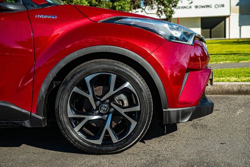 2017 Toyota C-HR 1.8 Hybrid image 4