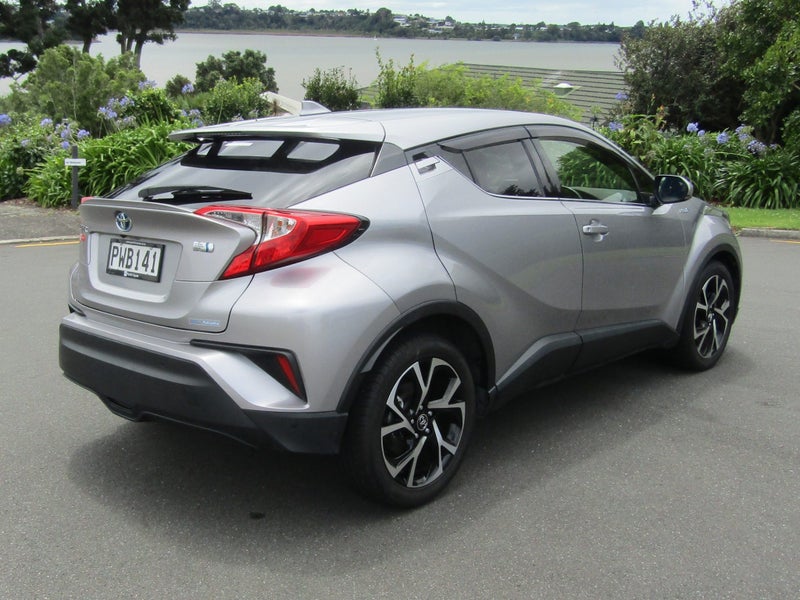 2017 Toyota C-HR 1.8 Hybrid image 4