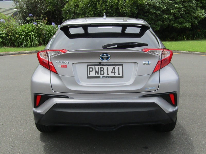 2017 Toyota C-HR 1.8 Hybrid image 5
