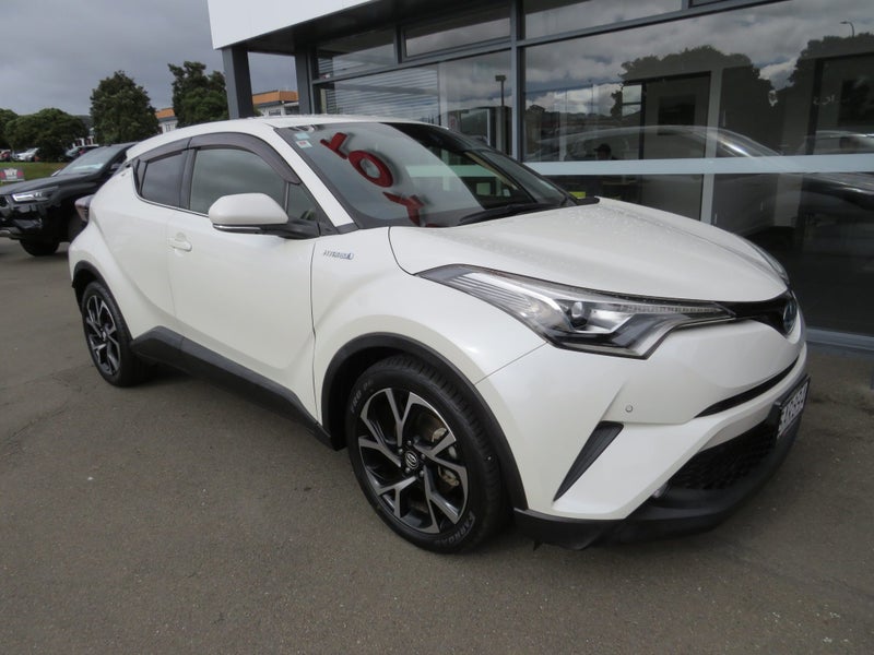 2017 Toyota C-HR 1.8 Hybrid G image 2