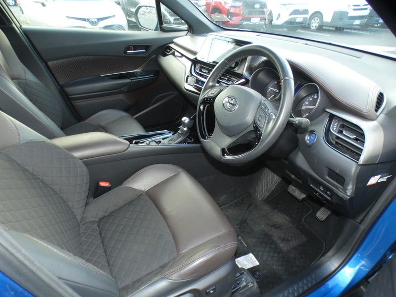 2017 Toyota C-HR 1.8 Hybrid G image 3