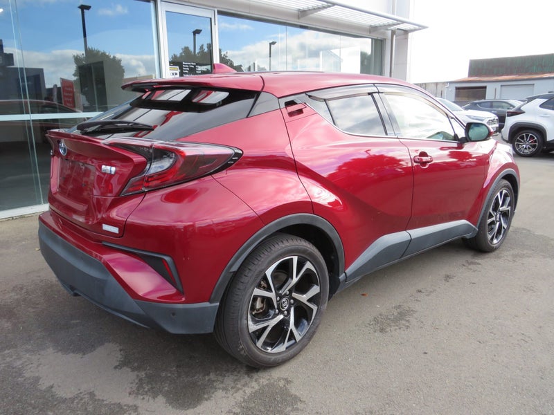 2017 Toyota C-HR 1.8 Hybrid G 5 Dr SUV CVT image 3