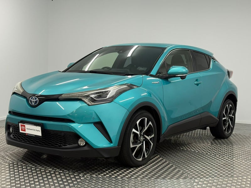 2017 Toyota C-HR 1.8 Hybrid G 5 Dr SUV CVT FWD image 3