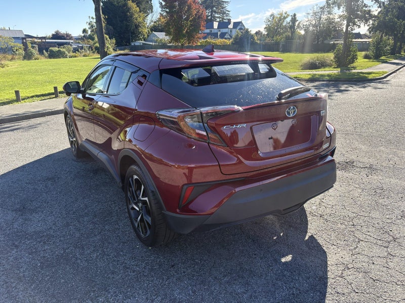 2017 Toyota C-HR 1.8 Hybrid G 5 Dr SUV CVT FWD image 2