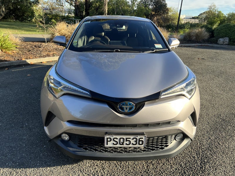 2017 Toyota C-HR 1.8 Hybrid G 5 Dr SUV CVT FWD image 3