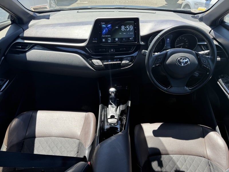 2017 Toyota C-HR 1.8 Hybrid G 5 Dr SUV CVT FWD image 2