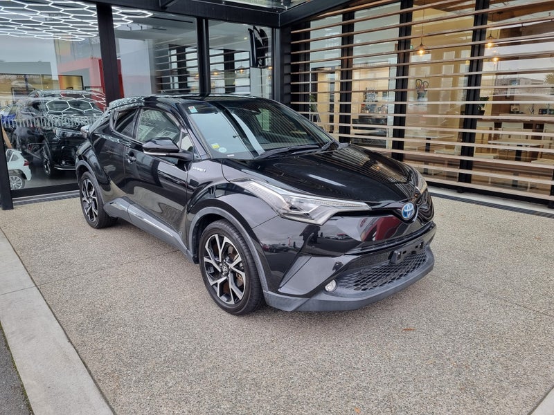 2017 Toyota C-HR 1.8 Hybrid G 5 Dr SUV CVT FWD... image 1
