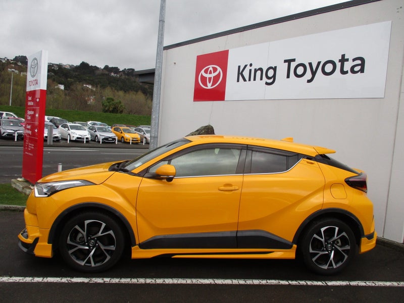 2017 Toyota C-HR 1.8 Hybrid G 5+ Warranty image 2