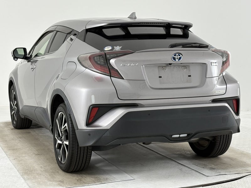 2017 Toyota C-HR 1.8 Hybrid G image 4