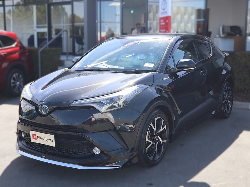 2017 Toyota C-HR 1.8 Hybrid G image 3