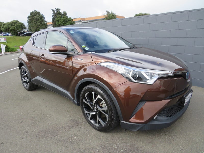 2017 Toyota C-HR 1.8 Hybrid G image 2
