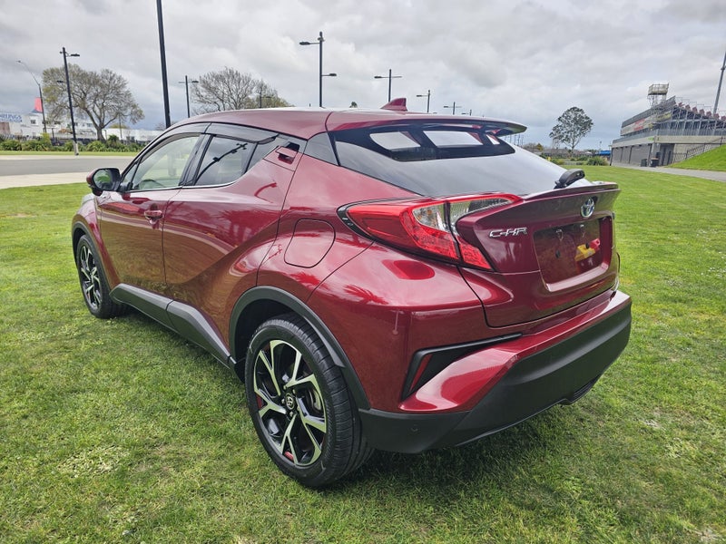 2017 Toyota C-HR 1.8 Hybrid G Automatic Hybrid... image 5
