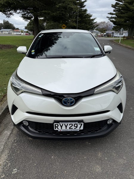 2017 Toyota C-HR 1.8 Hybrid G Automatic Hybrid... image 5