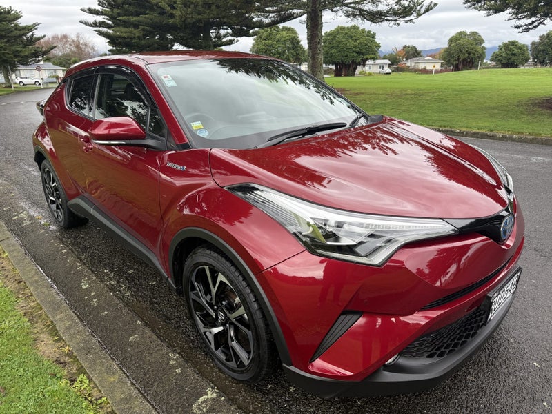2017 Toyota C-HR 1.8 Hybrid G Automatic SUV image 5