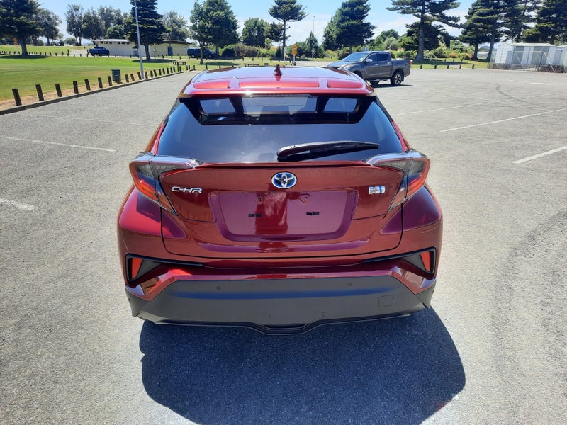 2017 Toyota C-HR 1.8 Hybrid G Automatic SUV image 5