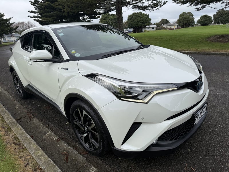 2017 Toyota C-HR 1.8 Hybrid G Automatic SUV image 5