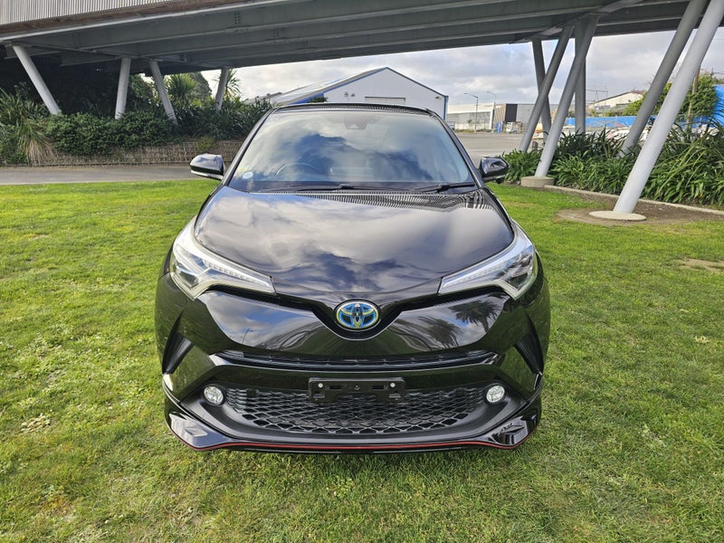 2017 Toyota C-HR 1.8 Hybrid G Automatic SUV - C... image 2
