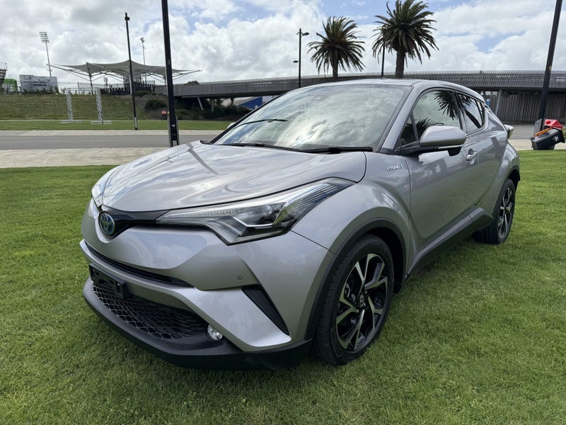 2017 Toyota C-HR 1.8 Hybrid G Automatic SUV - C... image 3