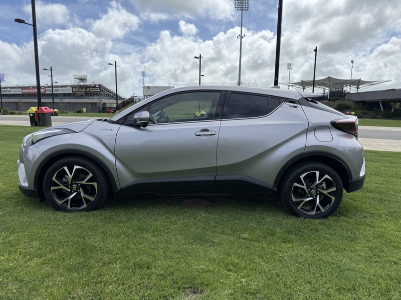 2017 Toyota C-HR 1.8 Hybrid G Automatic SUV - C... image 4