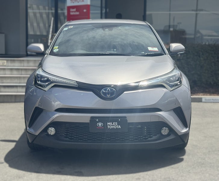 2017 Toyota C-HR 1.8 Hybrid G FWD AUTO image 2