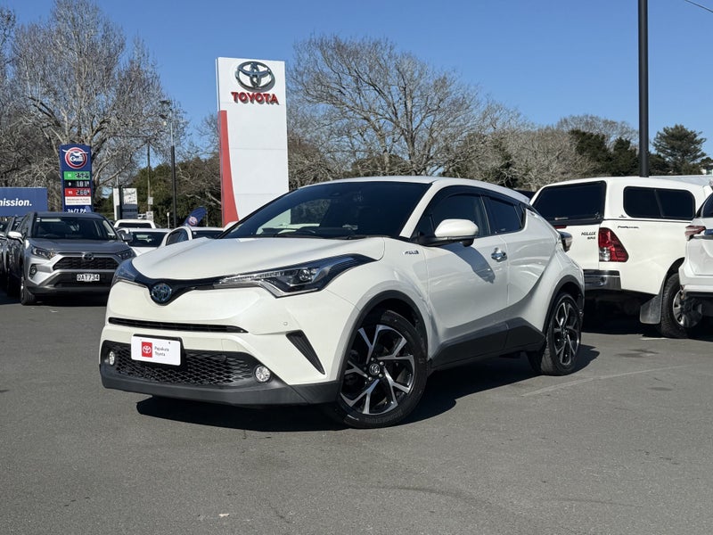 2017 Toyota C-HR 1.8 Hybrid G LED Edition image 5