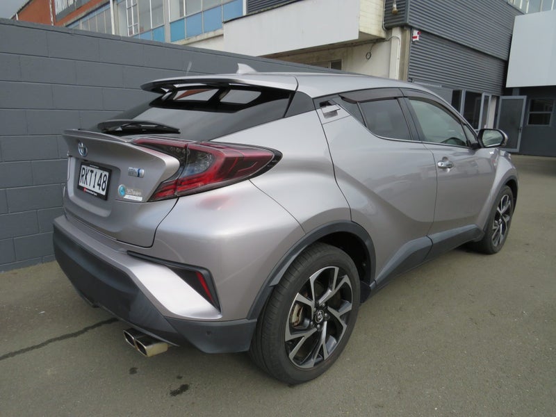 2017 Toyota C-HR 1.8 Hybrid G LED Edition image 5