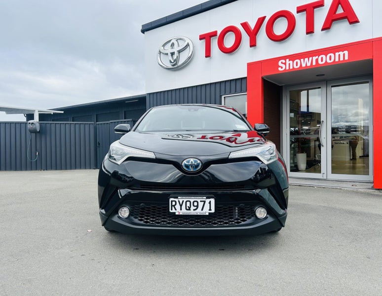 2017 Toyota C-HR 1.8 Hybrid G LED Edition Autom... image 2