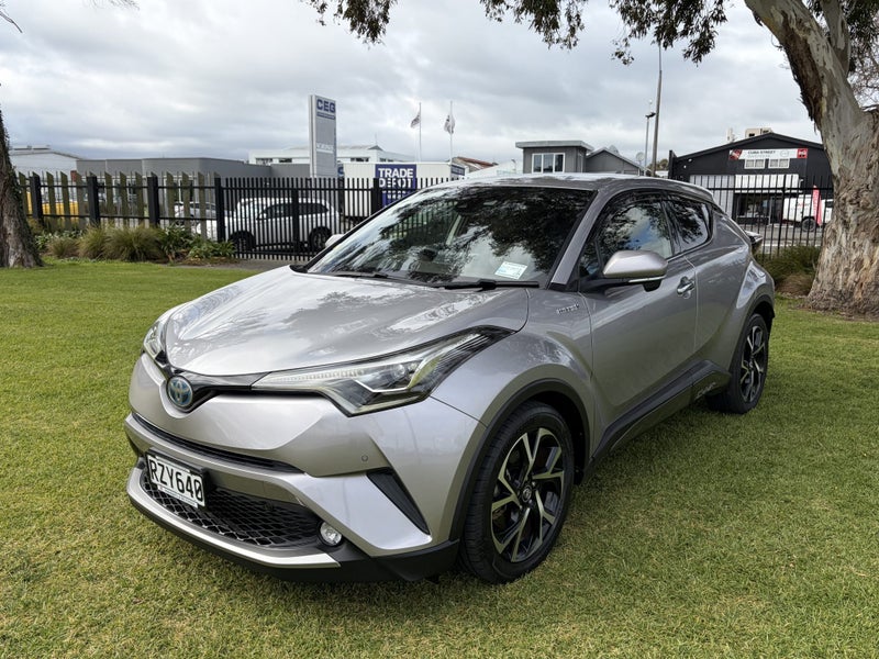 2017 Toyota C-HR 1.8 Hybrid G LED Edition Autom... image 3