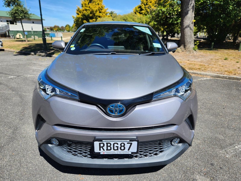 2017 Toyota C-HR 1.8 Hybrid G SUV - Certified I... image 2