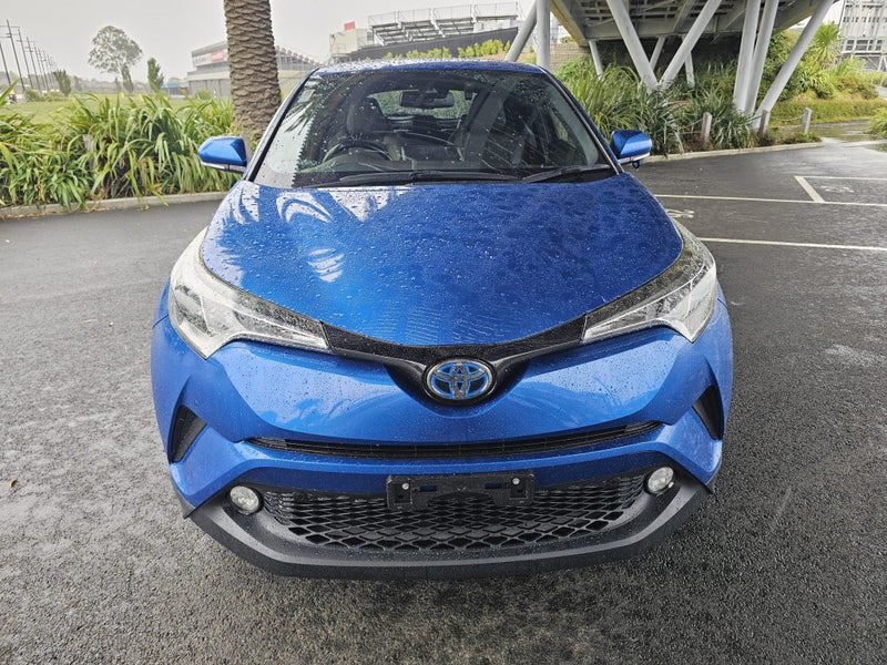 2017 Toyota C-HR 1.8 Hybrid G SUV - Certified I... image 2
