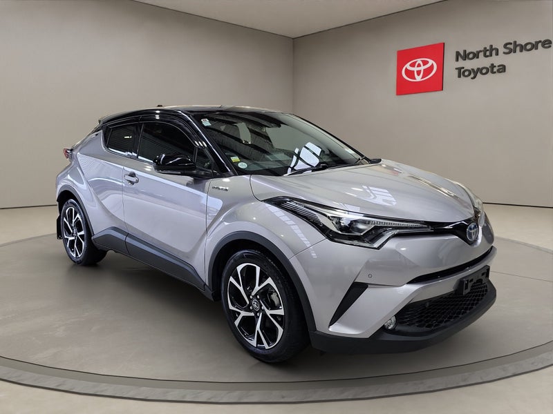 2017 Toyota C-HR 1.8L Hybrid G 2WD SUV image 1