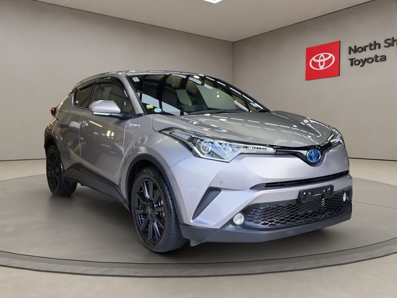 2017 Toyota C-HR 1.8L Hybrid G 2WD SUV image 1