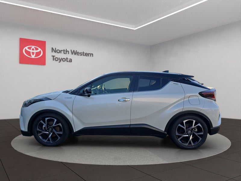 2017 Toyota C-HR 1.8L Hybrid G LED Edition 2WD SUV image 4