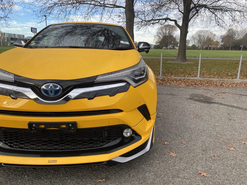 2017 Toyota C-HR 1.8L hybrid G Spec FWD image 5