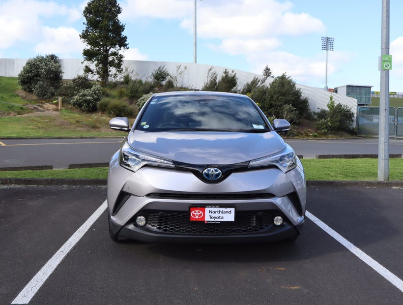 2017 Toyota C-HR 2017 1.8 Hybrid G 5 Dr SUV CVT... image 2