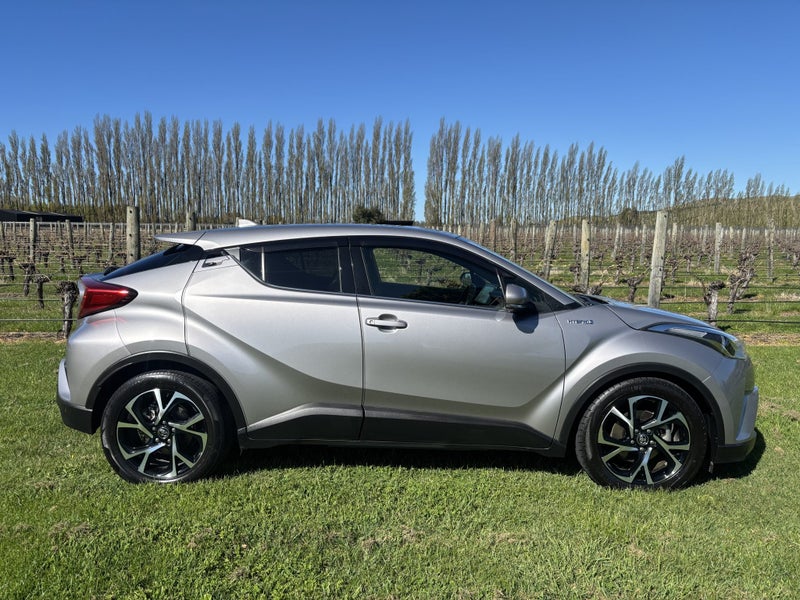 2017 Toyota C-HR image 3