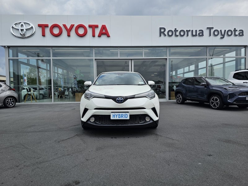 2017 Toyota C-HR G 1.8P Hybrid image 3