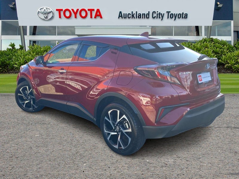 2017 Toyota C-HR G LED Edition 1.8 Ltr Hybrid SUV image 3