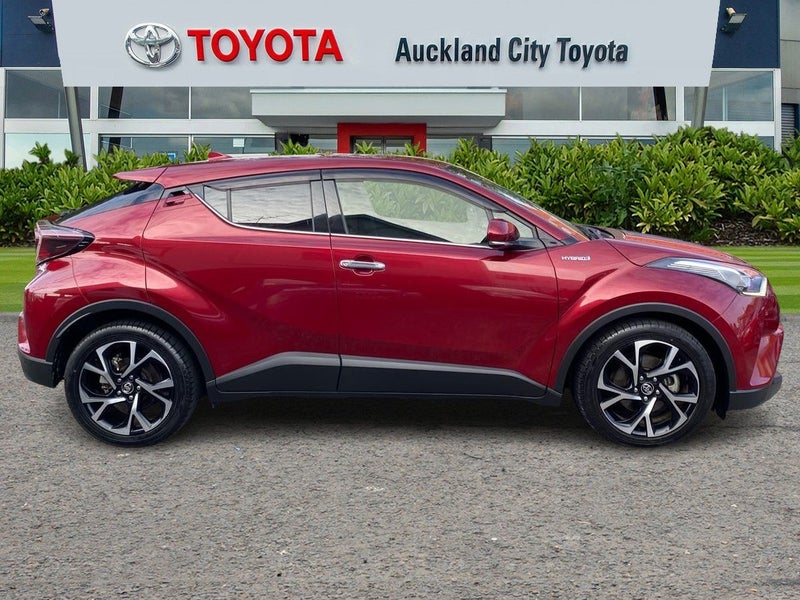 2017 Toyota C-HR G LED Edition 1.8 Ltr Hybrid SUV image 5