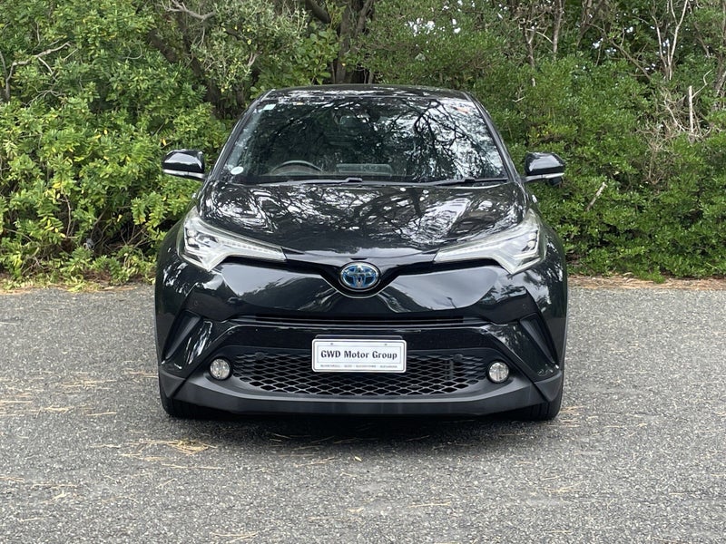 2017 Toyota C-HR Hybrid image 2