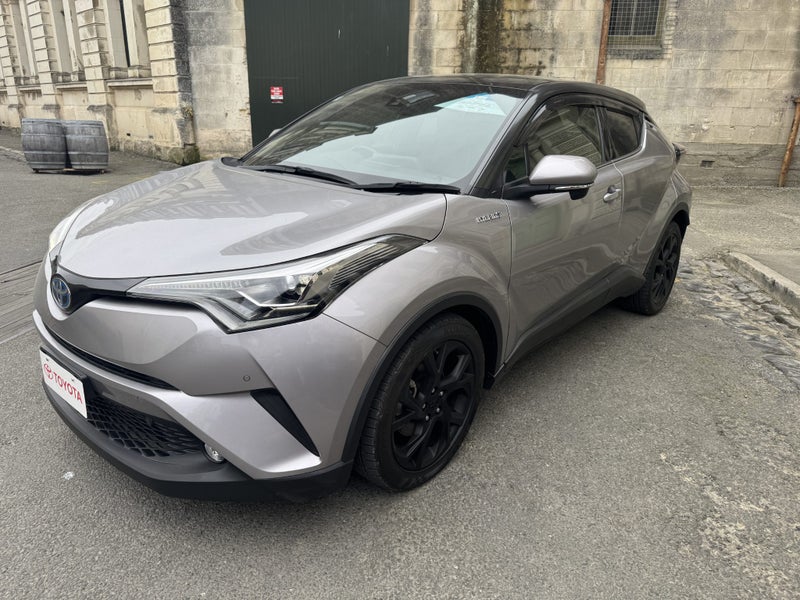 2017 Toyota C-HR Hybrid image 2
