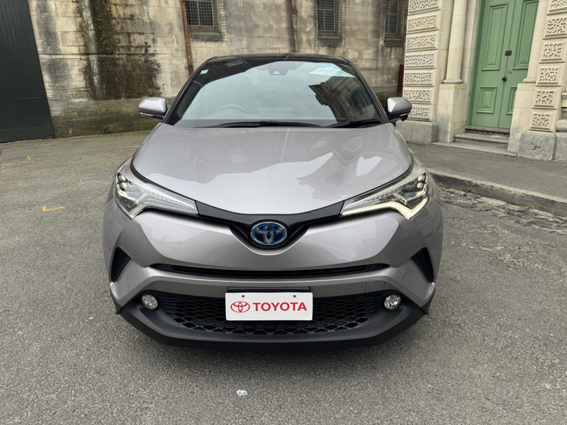 2017 Toyota C-HR Hybrid image 3