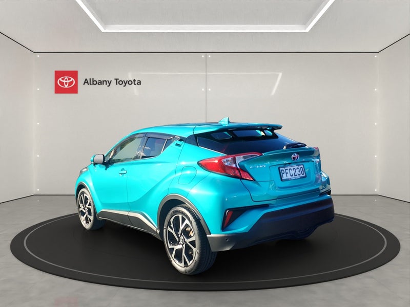 2017 Toyota C-HR Hybrid image 5