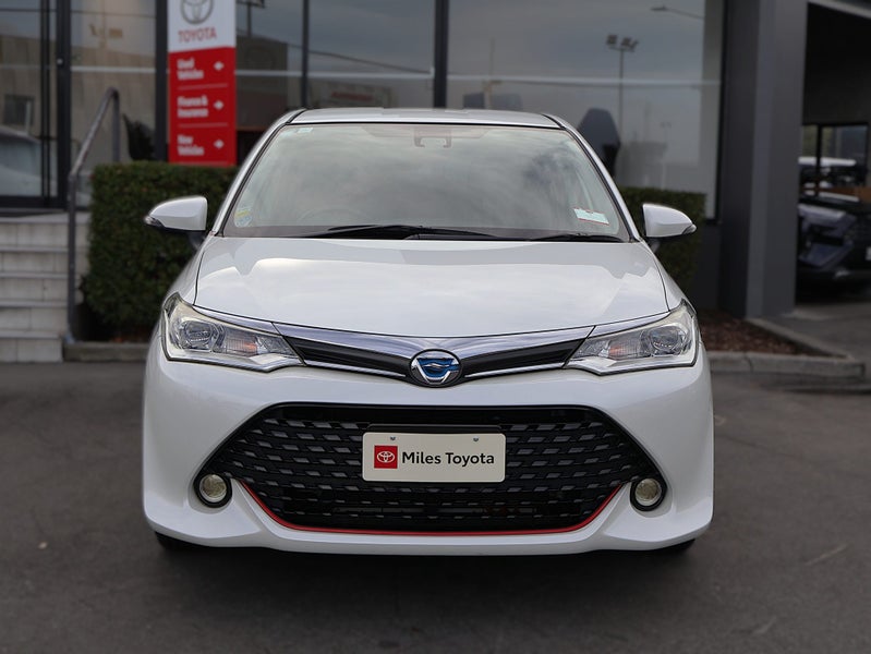 2017 Toyota Corolla Fielder 1.5 Hybrid G Plus R... image 2