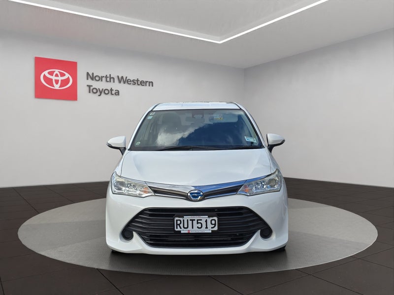 2017 Toyota Corolla Fielder 1.5L Hybrid FWD Sta... image 2