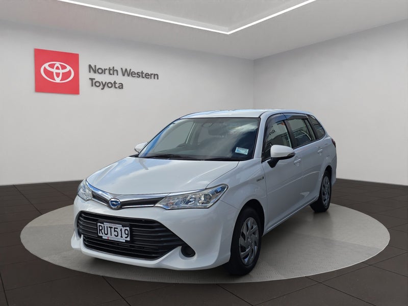 2017 Toyota Corolla Fielder 1.5L Hybrid FWD Sta... image 3