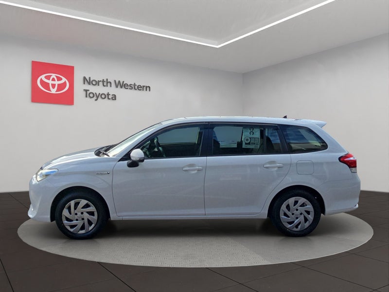 2017 Toyota Corolla Fielder 1.5L Hybrid FWD Sta... image 4
