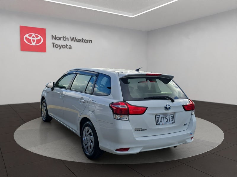 2017 Toyota Corolla Fielder 1.5L Hybrid FWD Sta... image 5