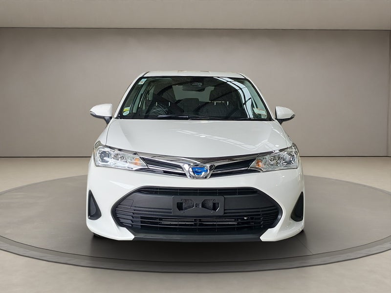 2017 Toyota Corolla Fielder 1.5L Hybrid FWD Sta... image 2