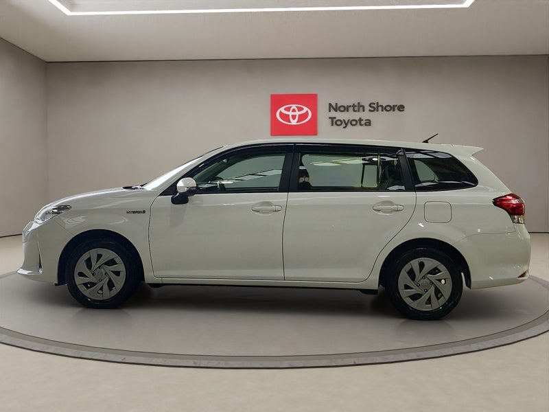 2017 Toyota Corolla Fielder 1.5L Hybrid FWD Sta... image 4